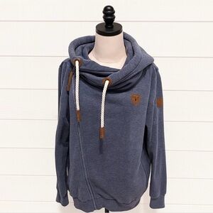 Wanakome Cowl Neck Zip Hoodie - Excellent Condition.
Nordic blue.
Women XL.